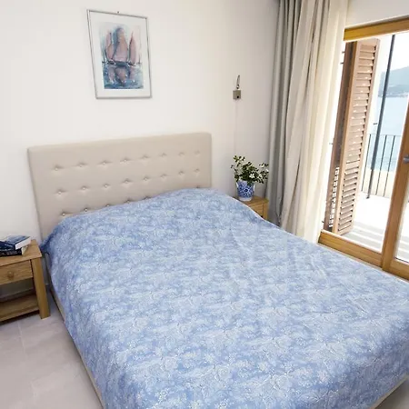 Eol Apartman *